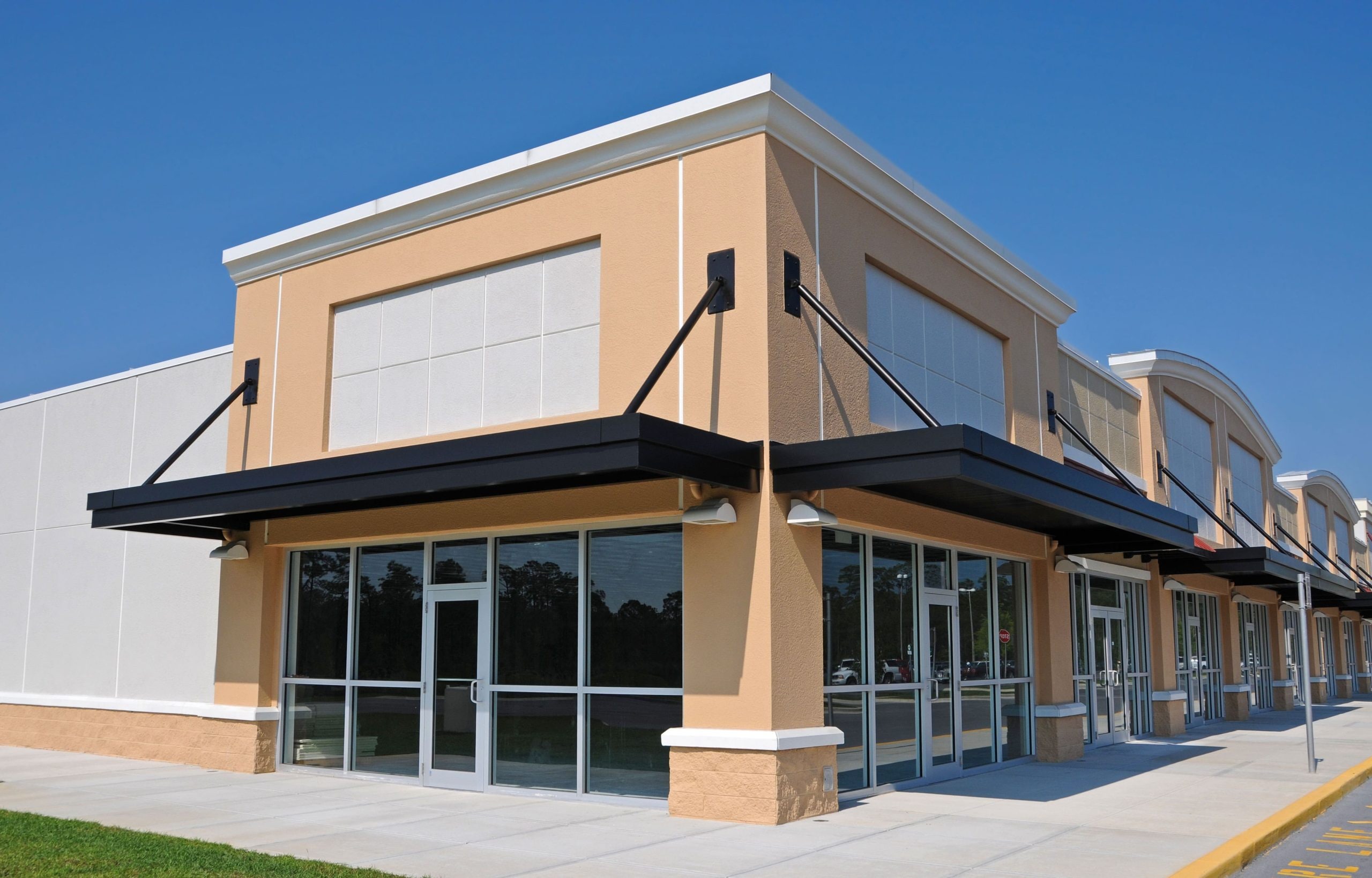 Durable commercial awning installation in Arlington